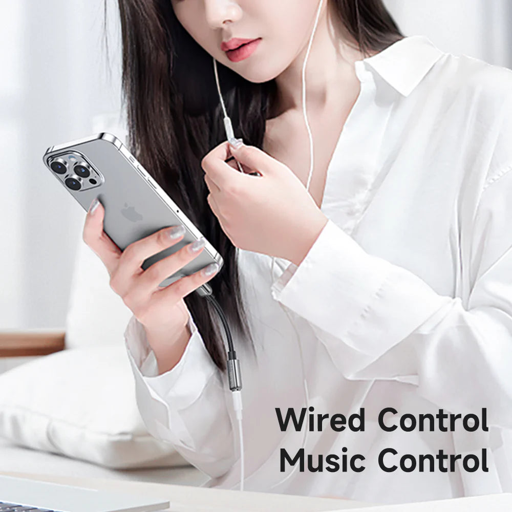 كابل مكدودو لايتينج إلى دي سي 3.5 مقاس 11 سم لأجهزة الصوت - أسود