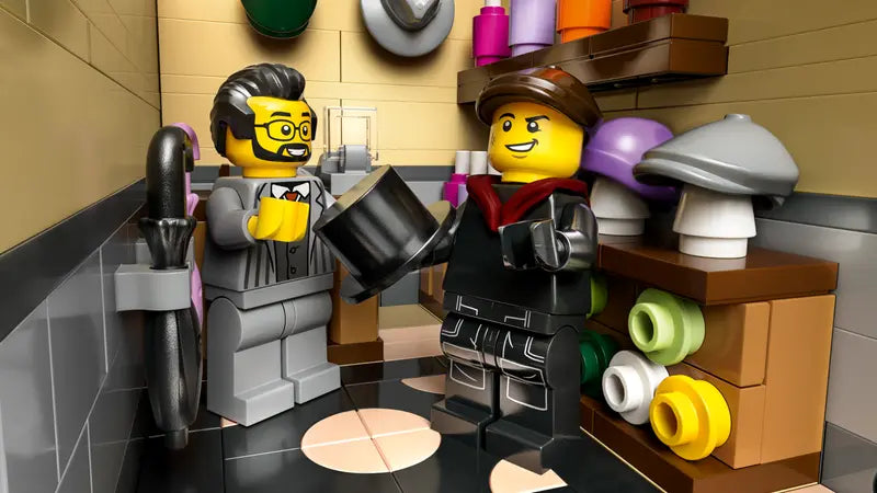 LEGO® Tudor Corner - مبنى كلاسيكي بتفاصيل معمارية