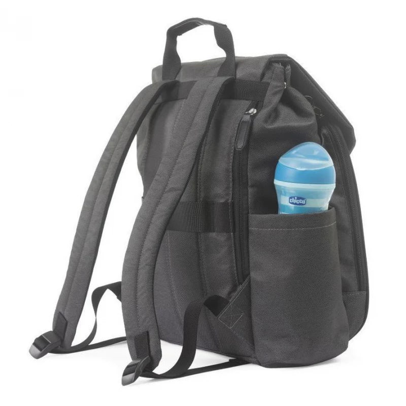 شنطة حفاضات Chicco Easy – رمادي داكن، حجم 48×31 سم