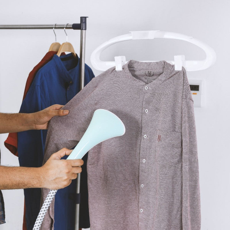 مكواة بخارية من جيباس بقوة 1800 واط وخزان مياه سعة 2 لتر