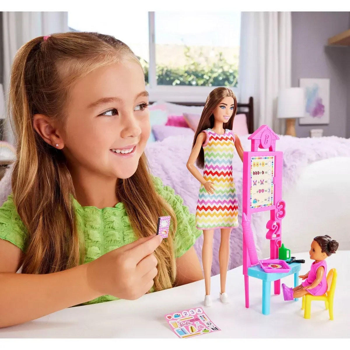 Barbie Kindergarten Teacher – Blonde