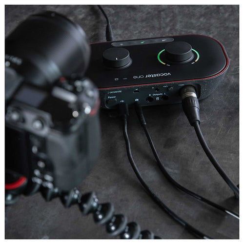 Focusrite Vocaster One - واجهة صوتية احترافية