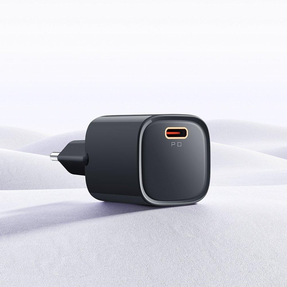 شاحن مكدودو بقوة 20 وات من سلسلة نانو بي دي