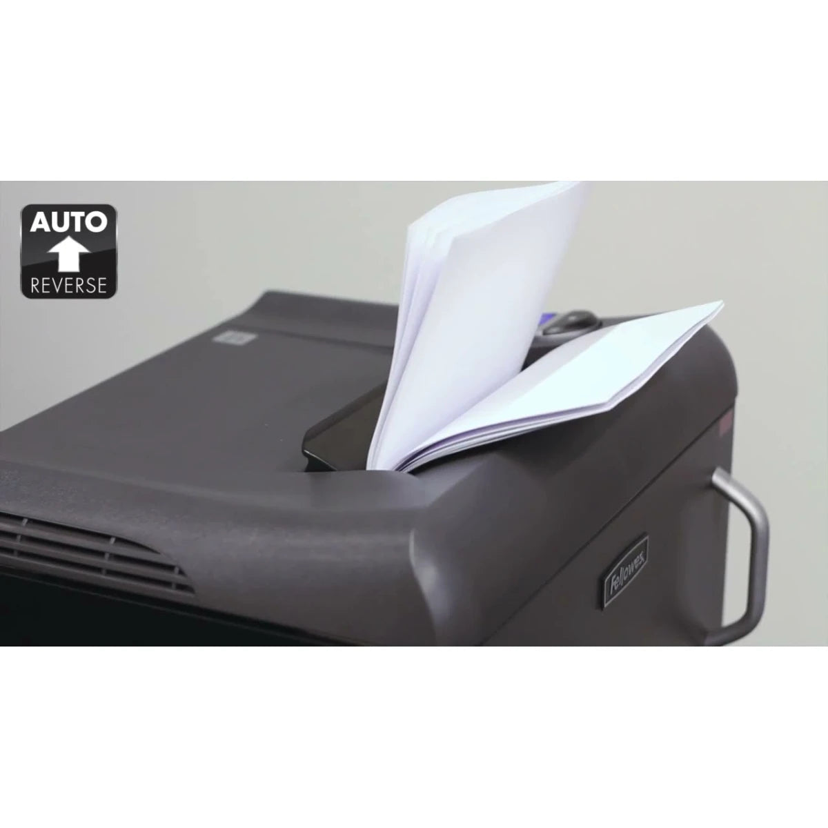 آلة تمزيق الورق Fellowes Fortishred عالية الأمان - باللون الأسود