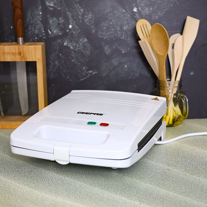 Geepas Slice Grill Toaster Non-Stick Thermostat Controlled Compact Storage