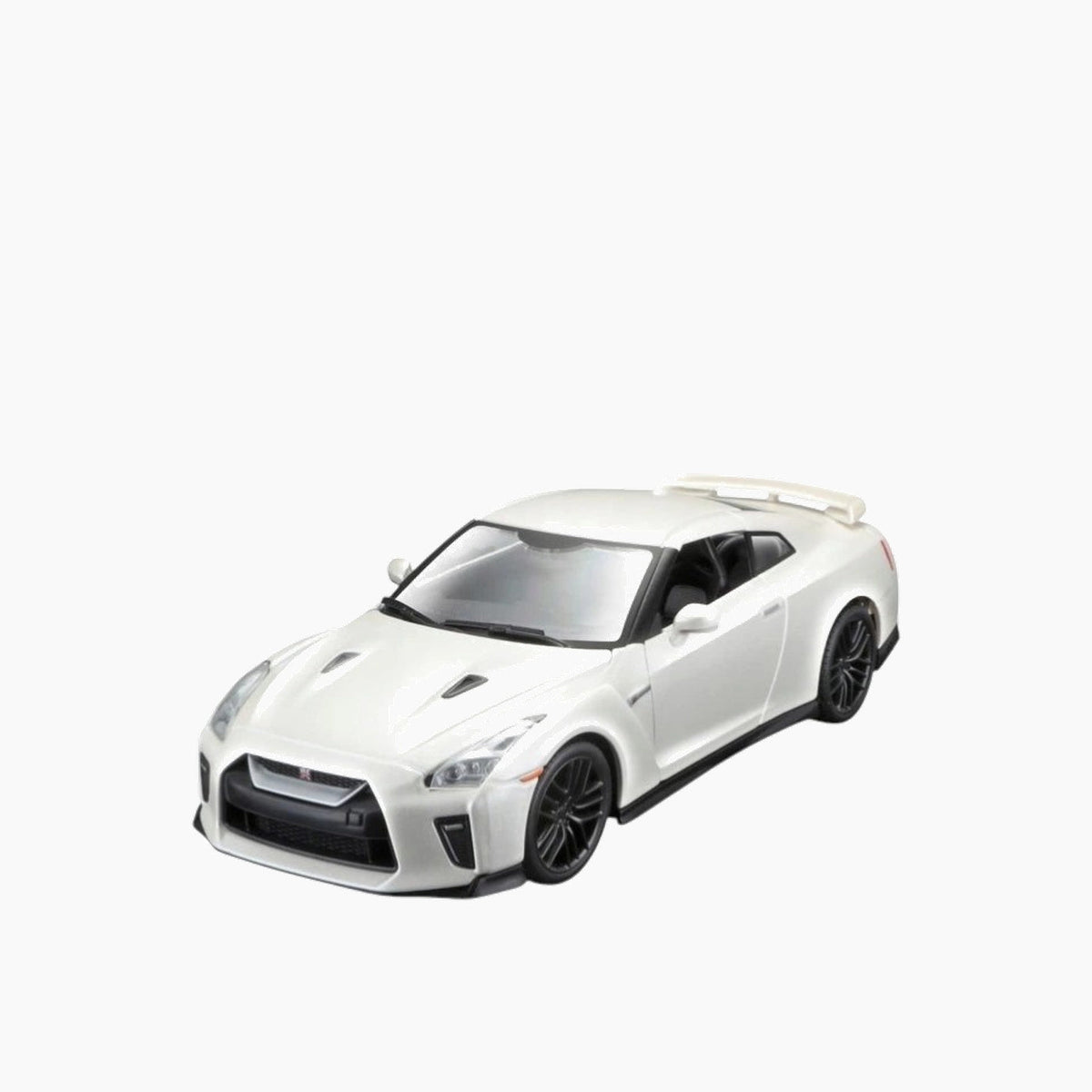 Maisto Bburago – 18- – 2017 Nissan Gt-R Die-Cast Model Car – 1:24 Scale