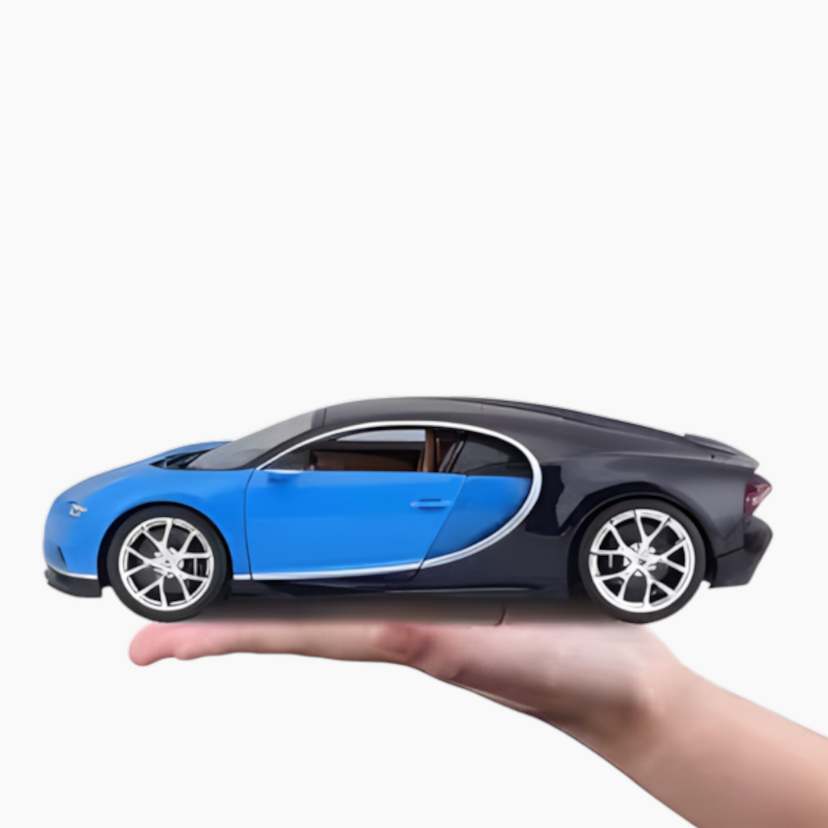 Maisto Bugatti Chiron Die-Cast Model Car – 1:18 Scale