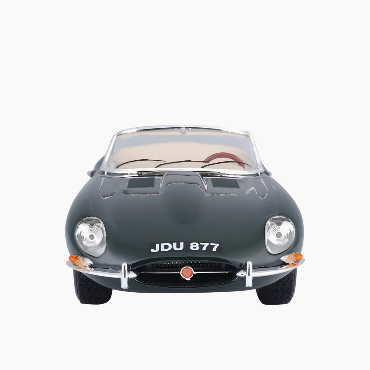 Maisto Jaguar "E" Cabrio. (1961) Die-Cast Model Car – 1:18 Scale