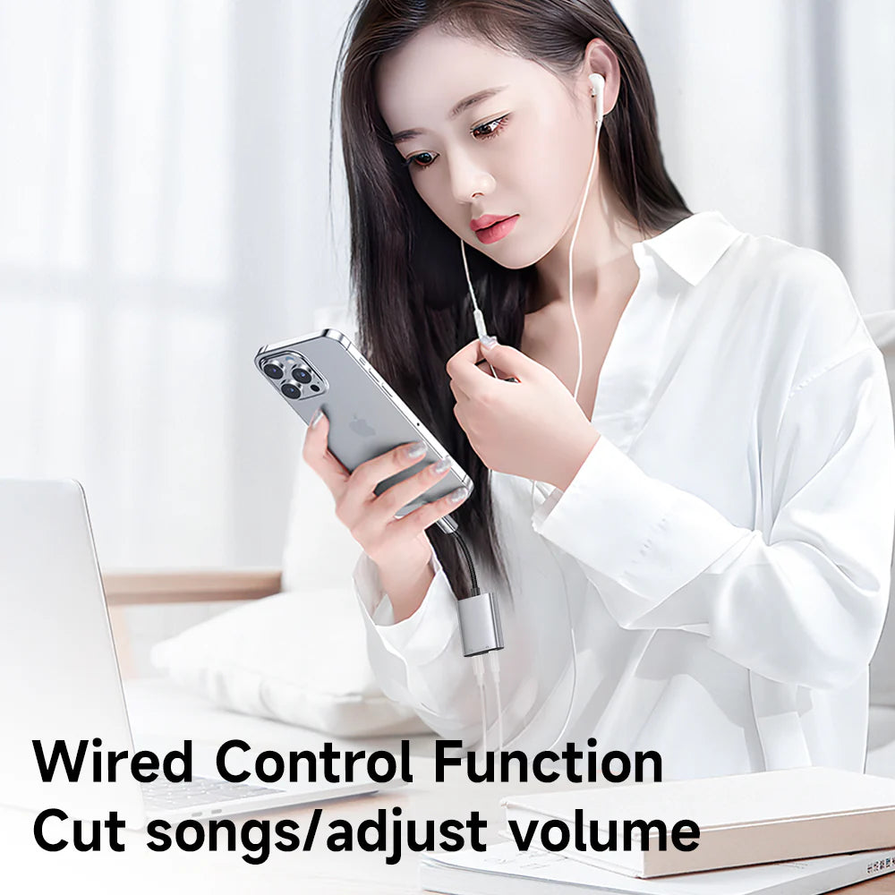 محول 2 في 1 مكدودو لايتينج إلى دي سي3.5 و صوت لايتينج- أسود