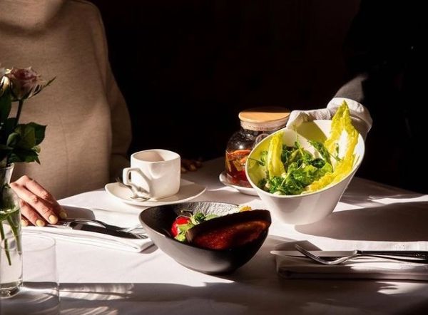 زبدية 19.5 سم من Wilmax - أبيض أنيق وفاخر