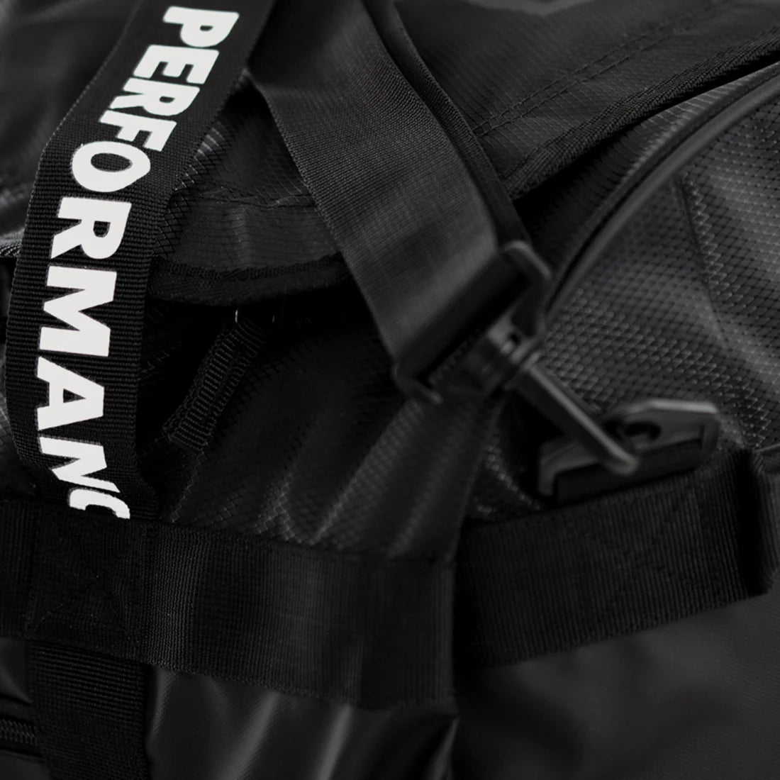 OXDOG OX3 Duffelbag 47L – Black/White Sports Bag