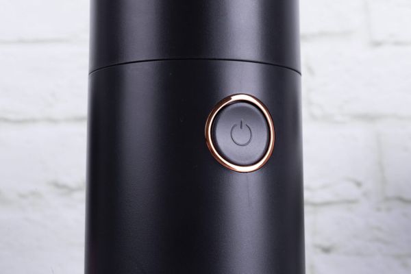 مطحنة قهوة كهربائية Berlinger Haus – بلاك روز