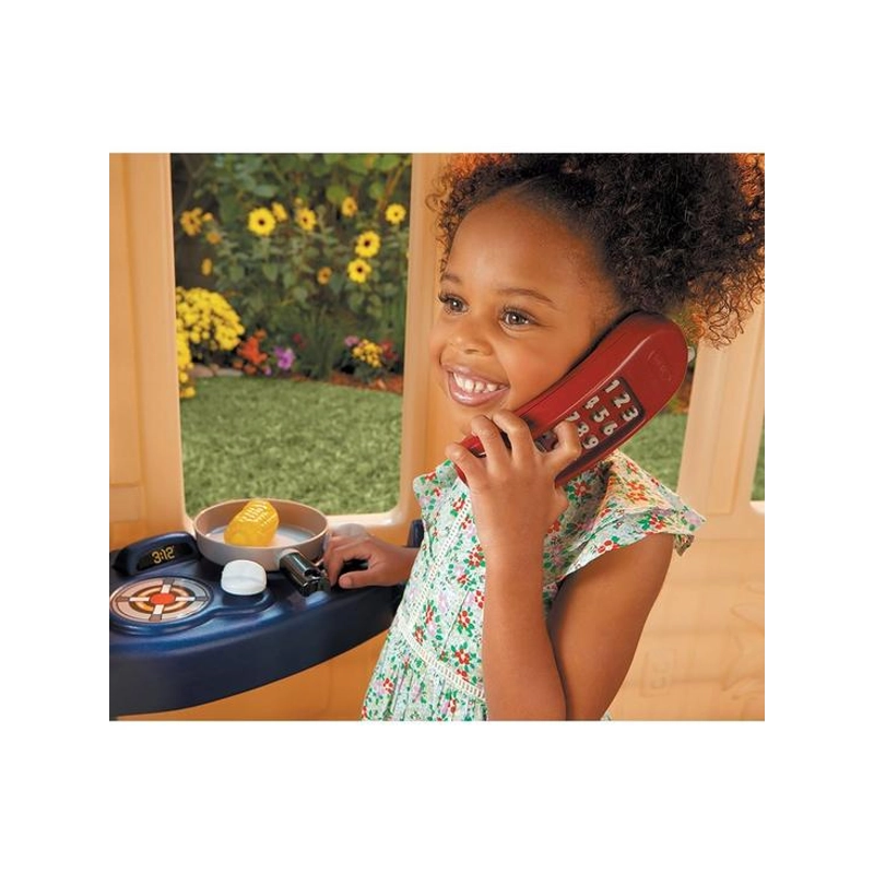 Little Tikes Picnic on the Patio Playhouse – Kids Play House with Table & Accessories