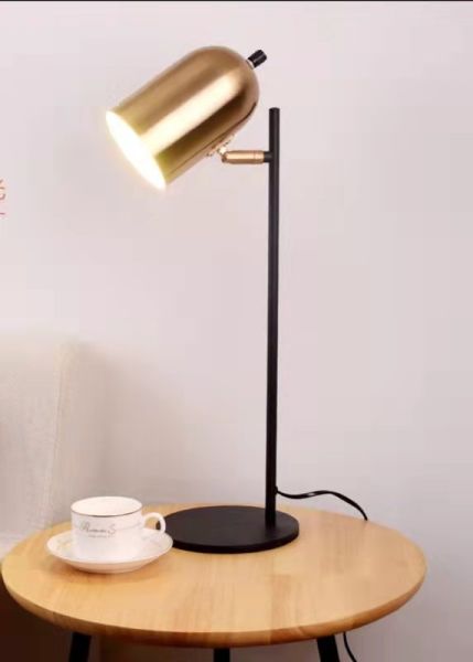 مصباح مكتب ARMN Regency ذهبي أنيق للعمل والديكور