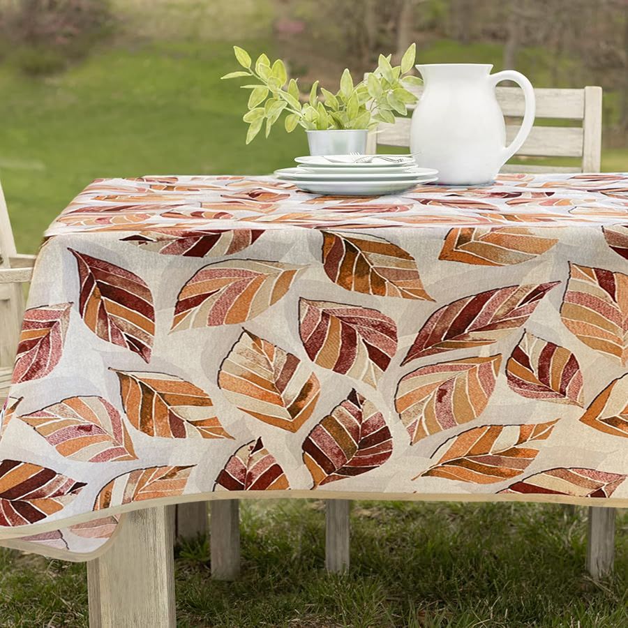 طقم مفرش طاولة 140x180 سم + 7 مناديل من Dreams Malika - بيج