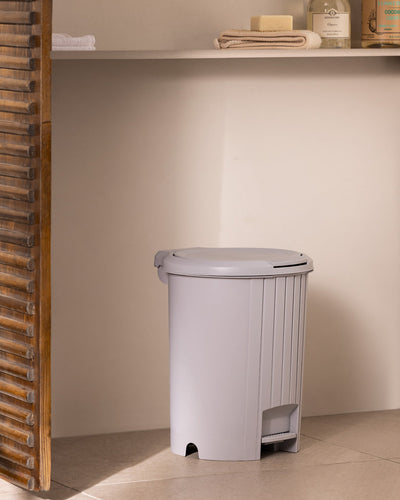 Tapia Trash Can 8lt - Madame Coco JO