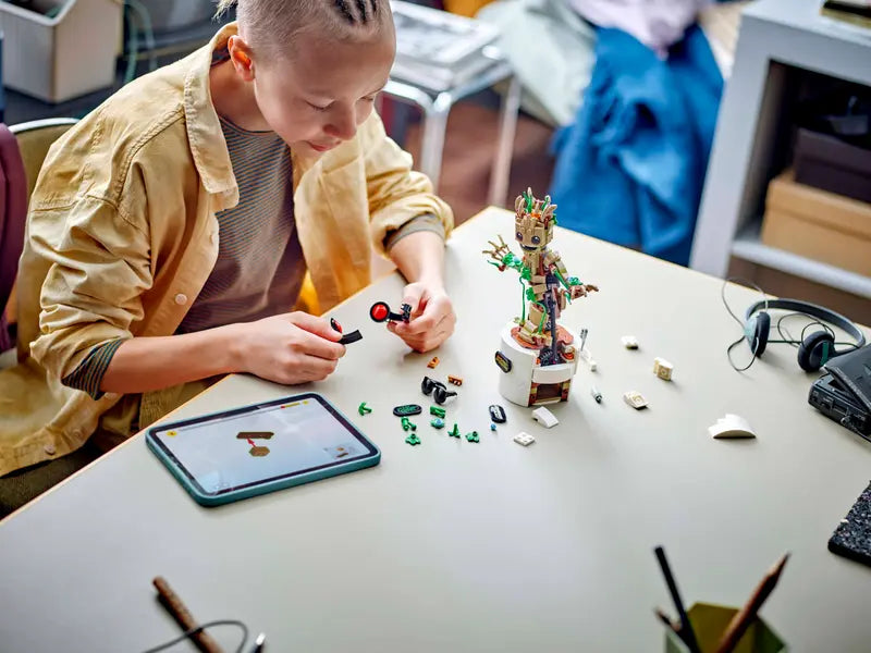 LEGO Marvel - Dancing Groot