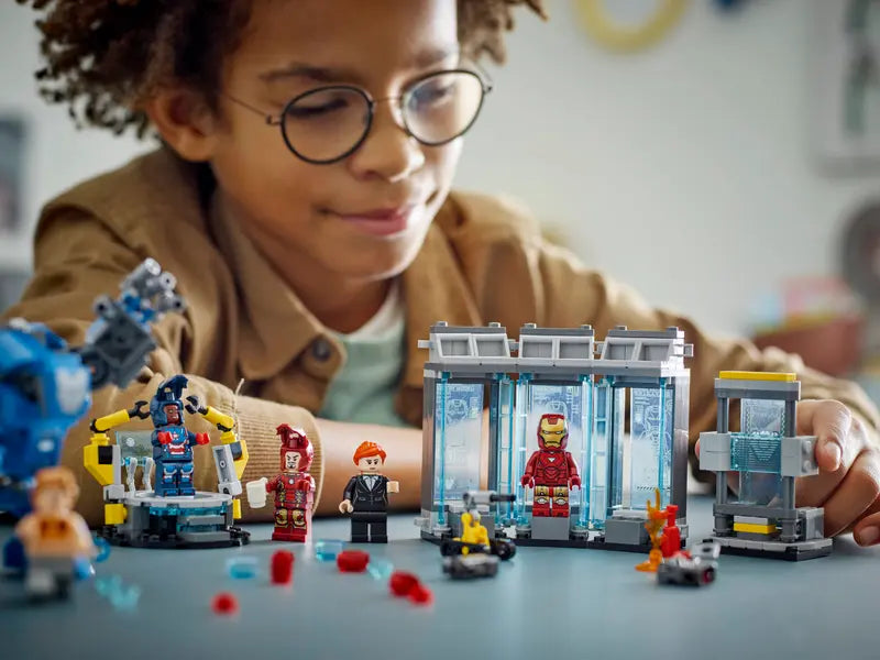 LEGO مارفل - مختبر آيرون مان: قاعة الدروع