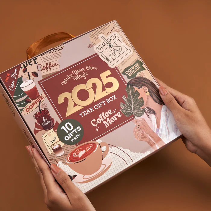 مجموعة هدايا أجندة موفكرا 2025 - كوفي مور (طلب مسبق)