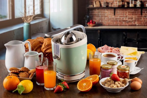 Ariete Vintage Juicer – Green, Classic Design