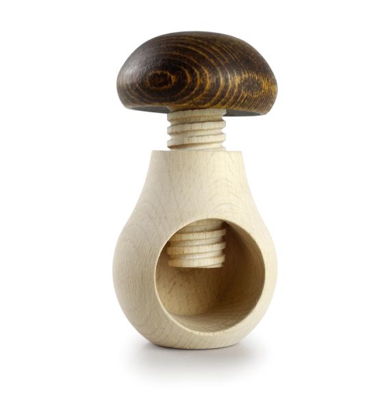 كسارة جوز خشب من Ibili — عملية ومتينة