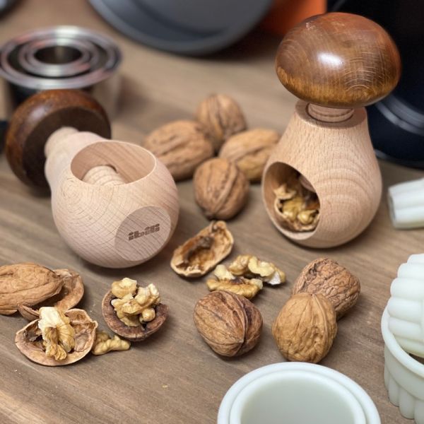 كسارة جوز خشب من Ibili — عملية ومتينة