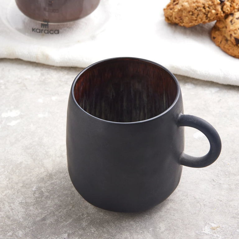 KARACA Galactic Black Mug – Elegant Reactive Glaze