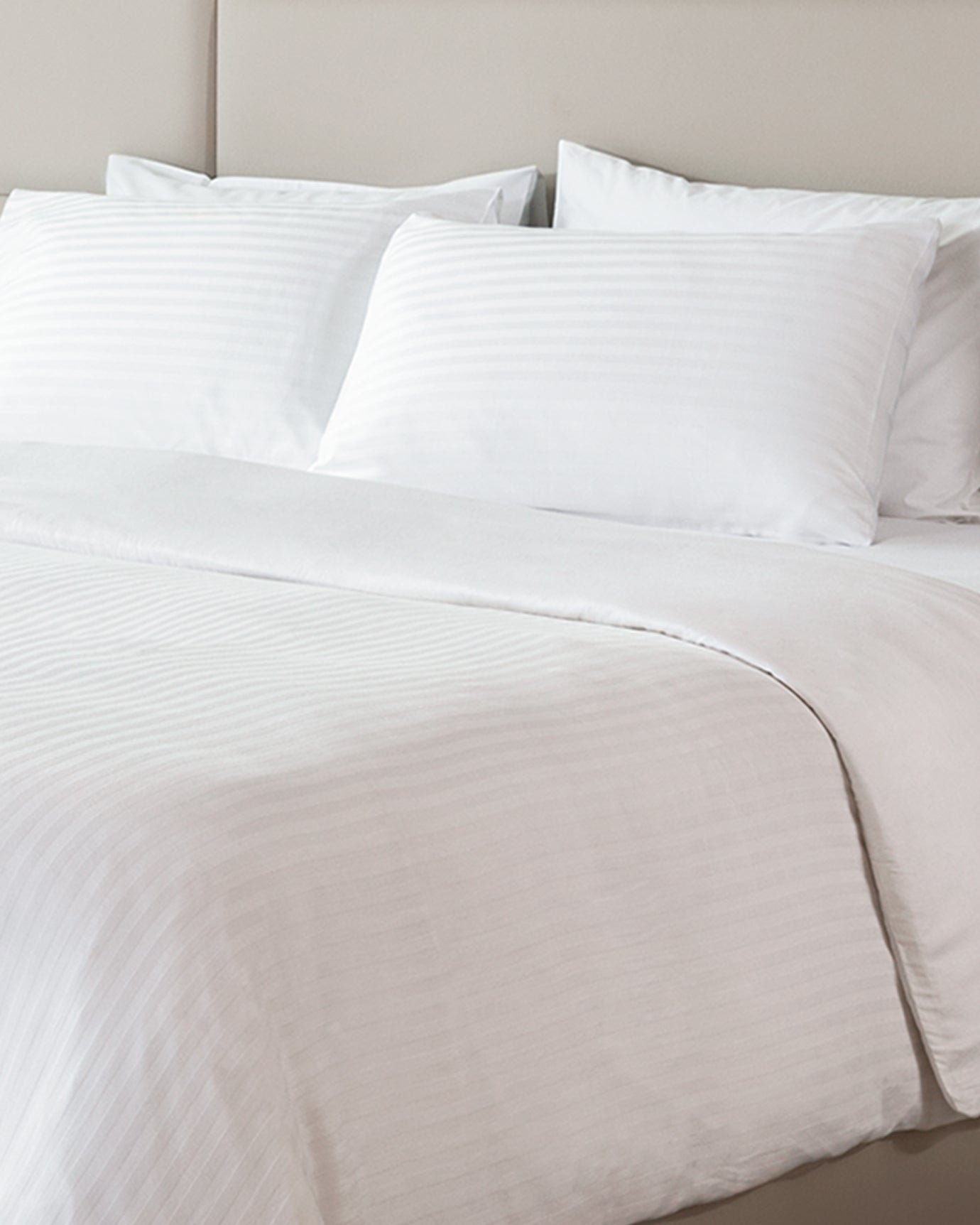 Sibyla Duvet Cover Satin - Madame Coco JO