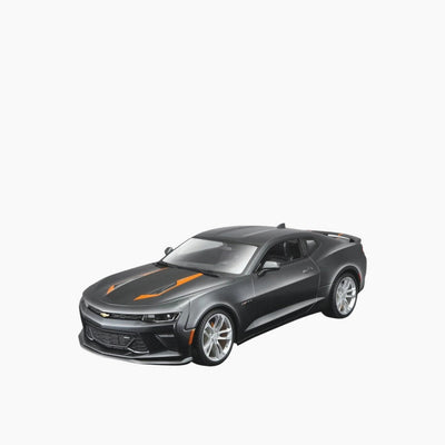 Maisto 2017 Chevrolet Camaro 50TH Anniversary Die-Cast Model Car – 1:18 Scale