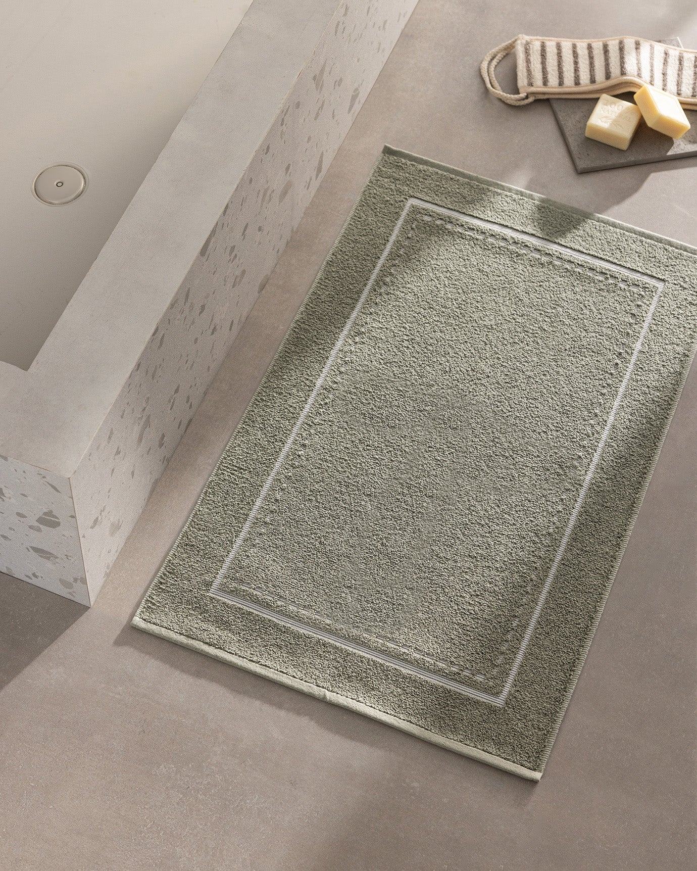 Angeline Foot Towel - Madame Coco JO