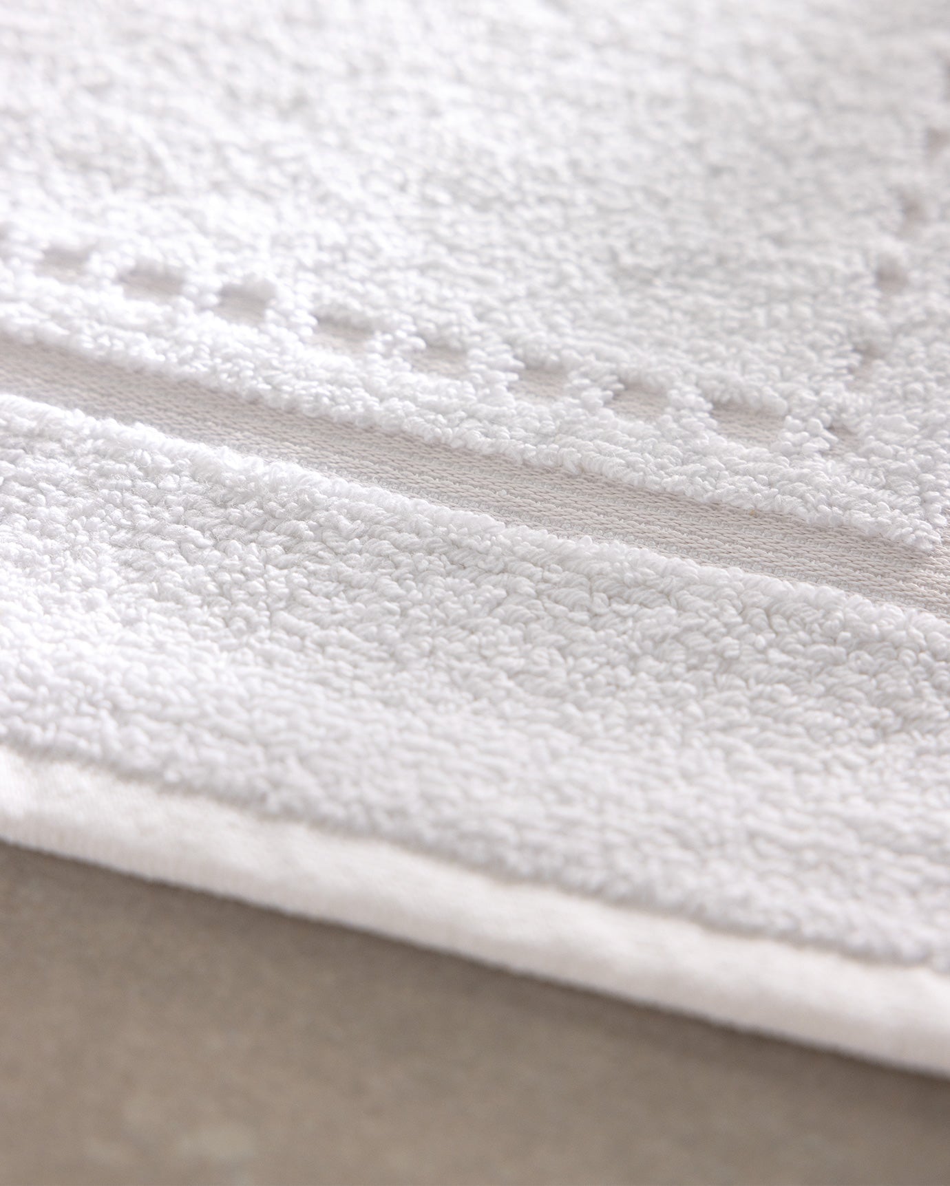 Angeline Foot Towel - Madame Coco JO