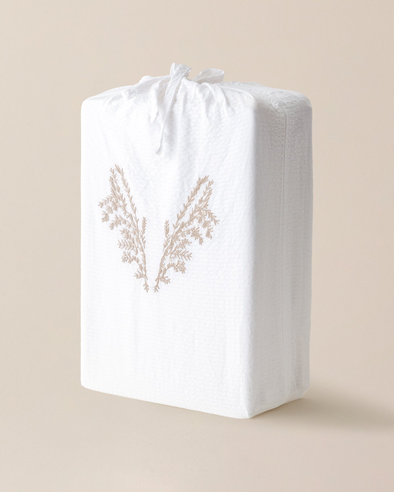 Linda Double Size Duvet Cover Set - Embroidered Washed Seersucker - Madame Coco JO