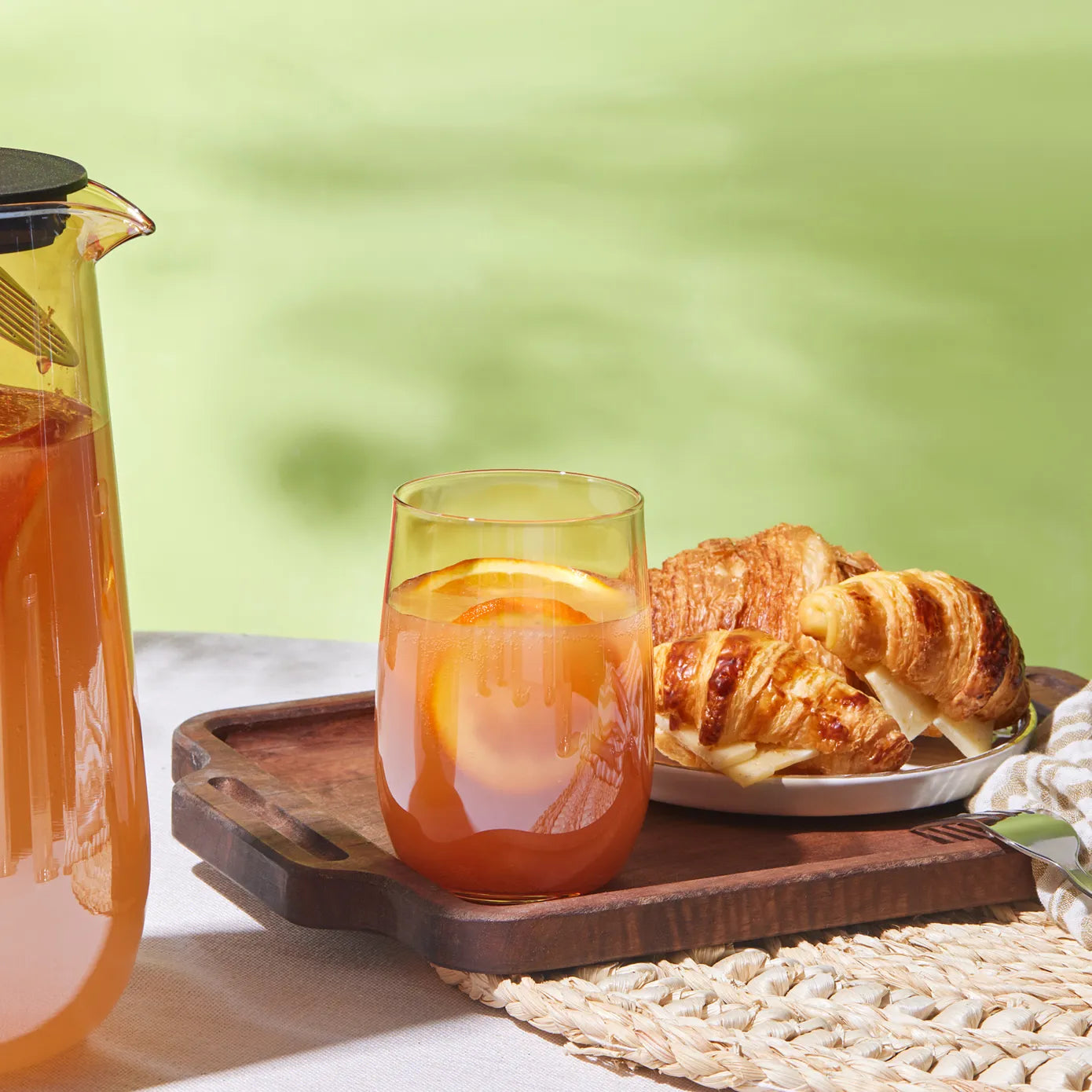 طقم كاراجا بارما إبريق و6 كاسات – 7 قطع كهرماني أنيق