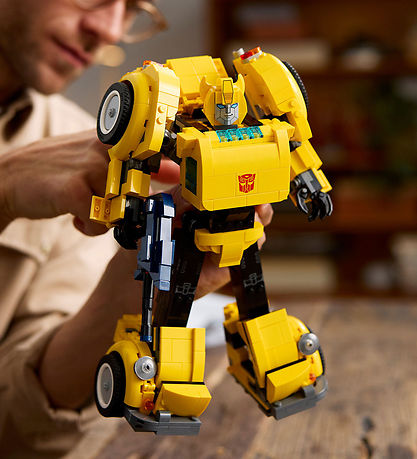 LEGO® Icons Bumblebee 10338 – سيارة ترانسفورمر مذهلة