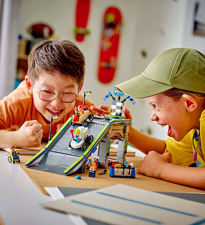 LEGO سيتي – No Limits مسار سباق السيارات 60460 – 436 قطعة