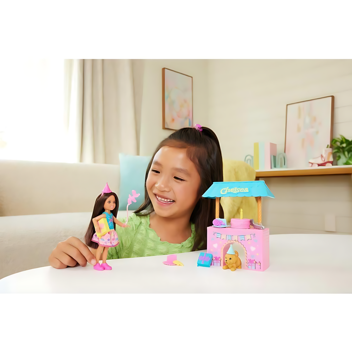 Barbie Club Chelsea and Birthday Party Playset