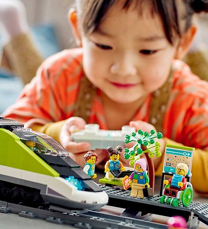 ليجو سيتي - قطار الركاب السريع 60337 مع محرك (764 قطعة)