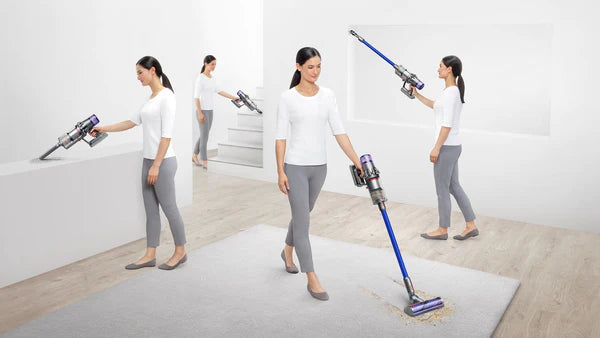 مكنسة كهربائية لاسلكية Dyson V11 Absolute - باللون الأزرق