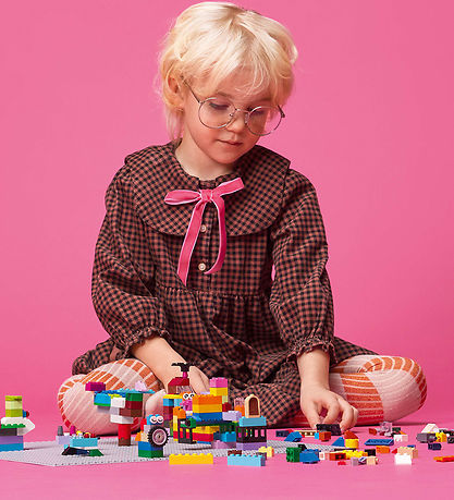 ليجو كلاسيك+ - لوح الأساس الرمادي 11024