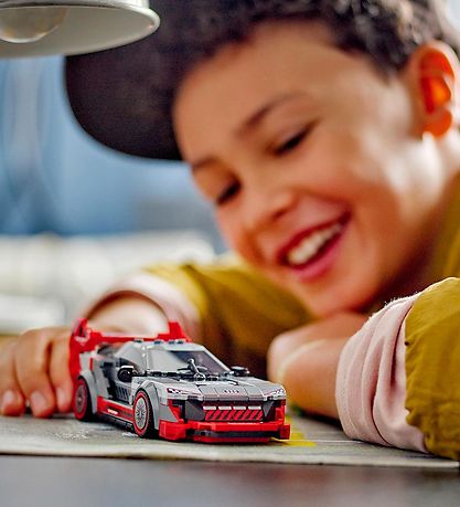 LEGO سبيد تشامبيونز - Audi S1 e-tron quattro 76921