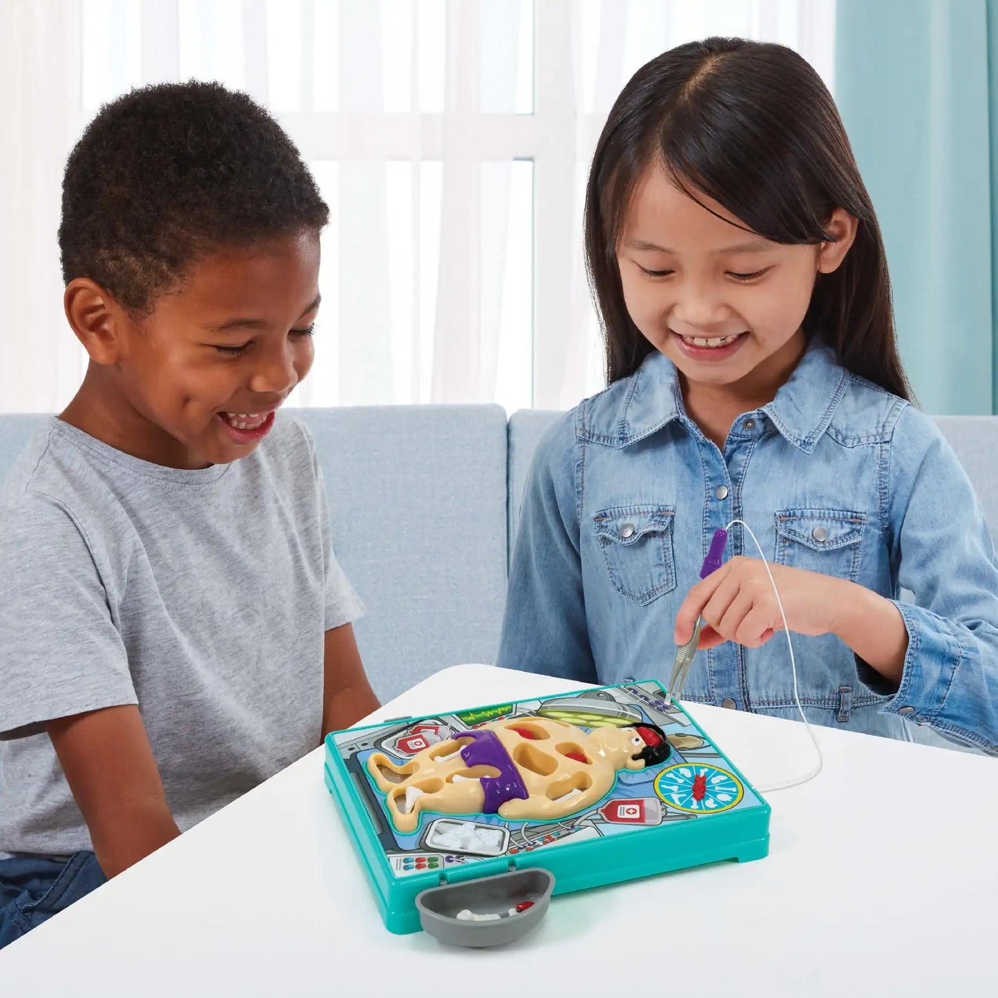 أمباسادور – لعبة عملية القرش - انغمس في متعة مثيرة!