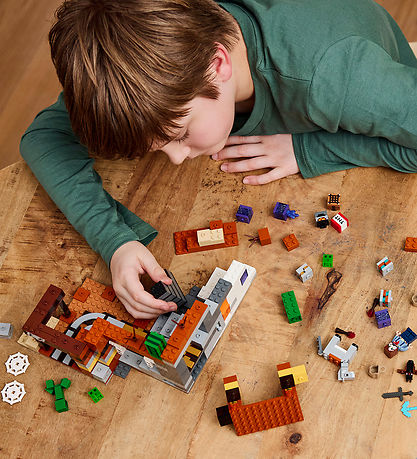 ليجو ماينكرافت - منجم الأراضي القاحلة 21263 - 538 قطعة