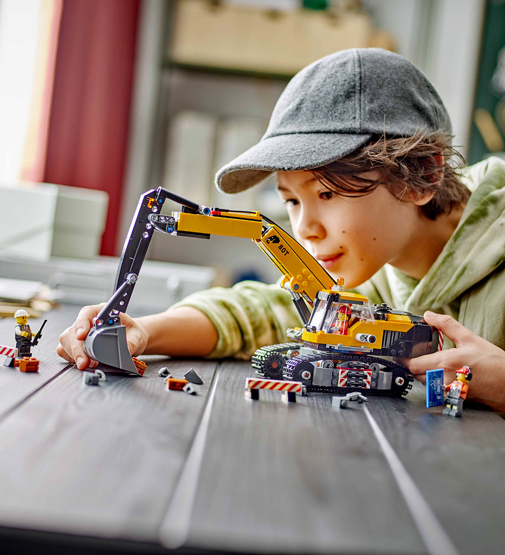 LEGO سيتي – حفارة البناء الصفراء 60420 – 633 قطعة