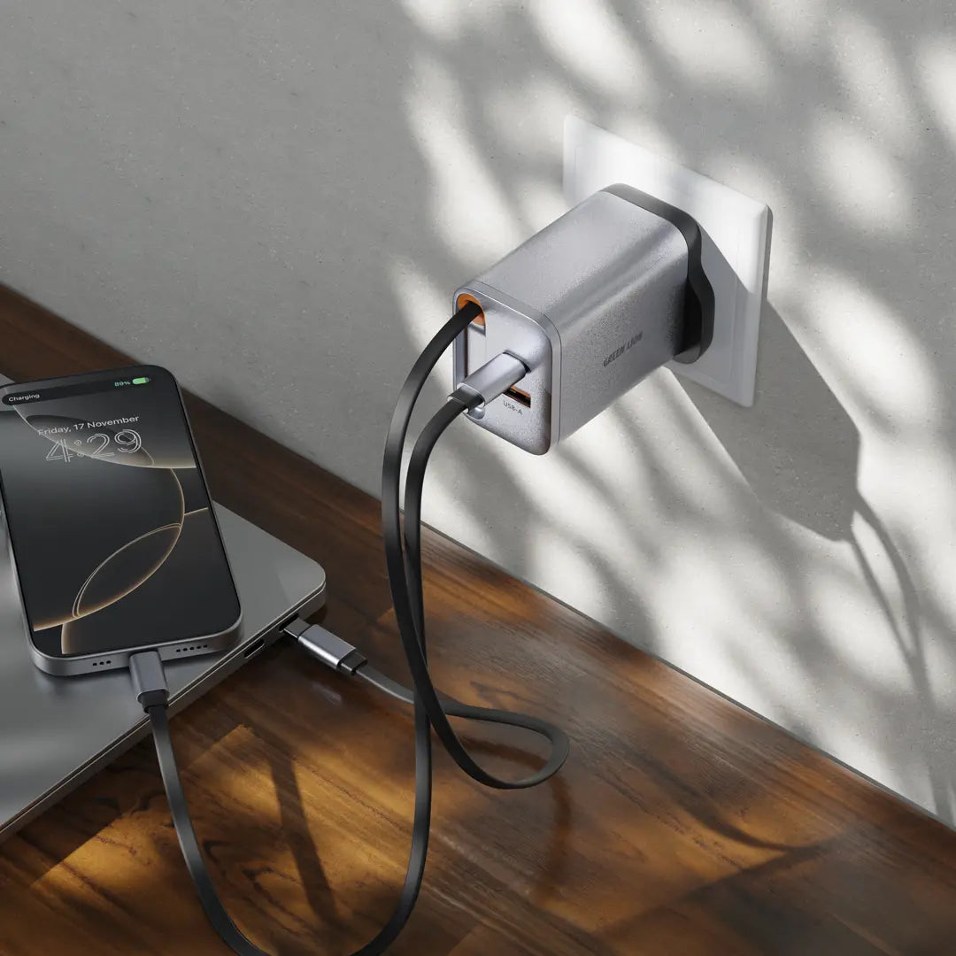 شاحن حائط Green Lion 40 واط GaN بريطاني + كابل Type-C - رمادي