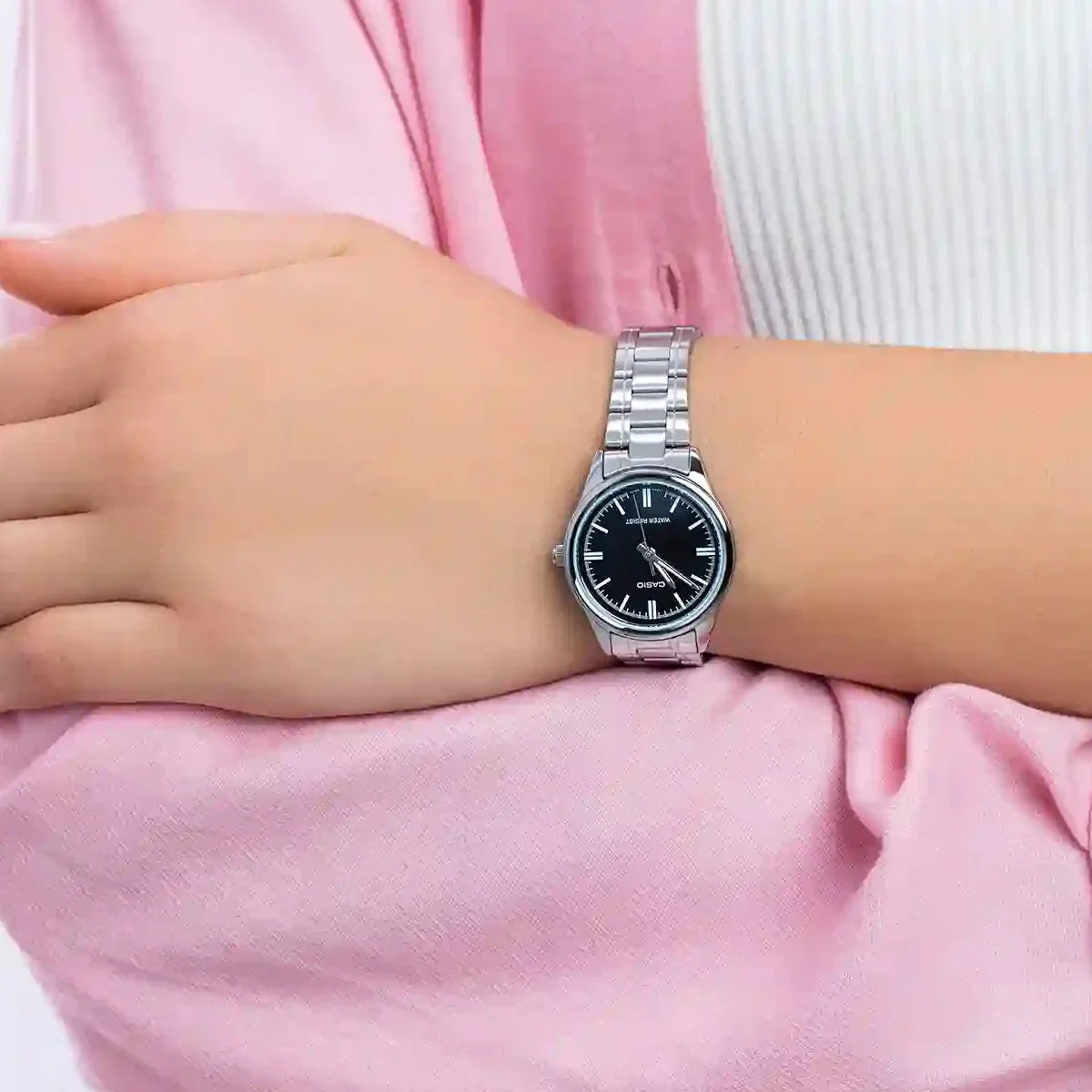 Casio Women's LTP-V005D-1AV Stainless Steel Analog