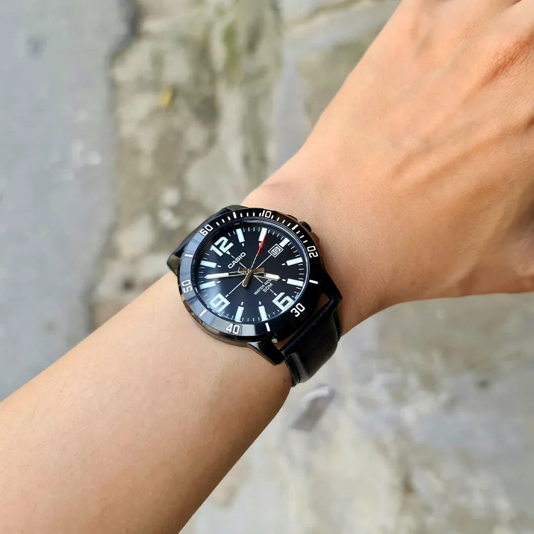 Casio, MTP-VD01BL-1BVUDF, Men's Watch - Black Leather