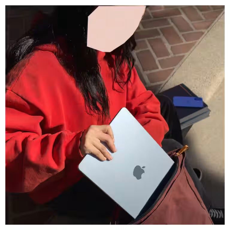Apple MacBook Air 13″ (Early 2025) – M4 Chip, 16GB RAM, 256GB SSD, 13.6″ Liquid Retina, 18H Battery | Midnight