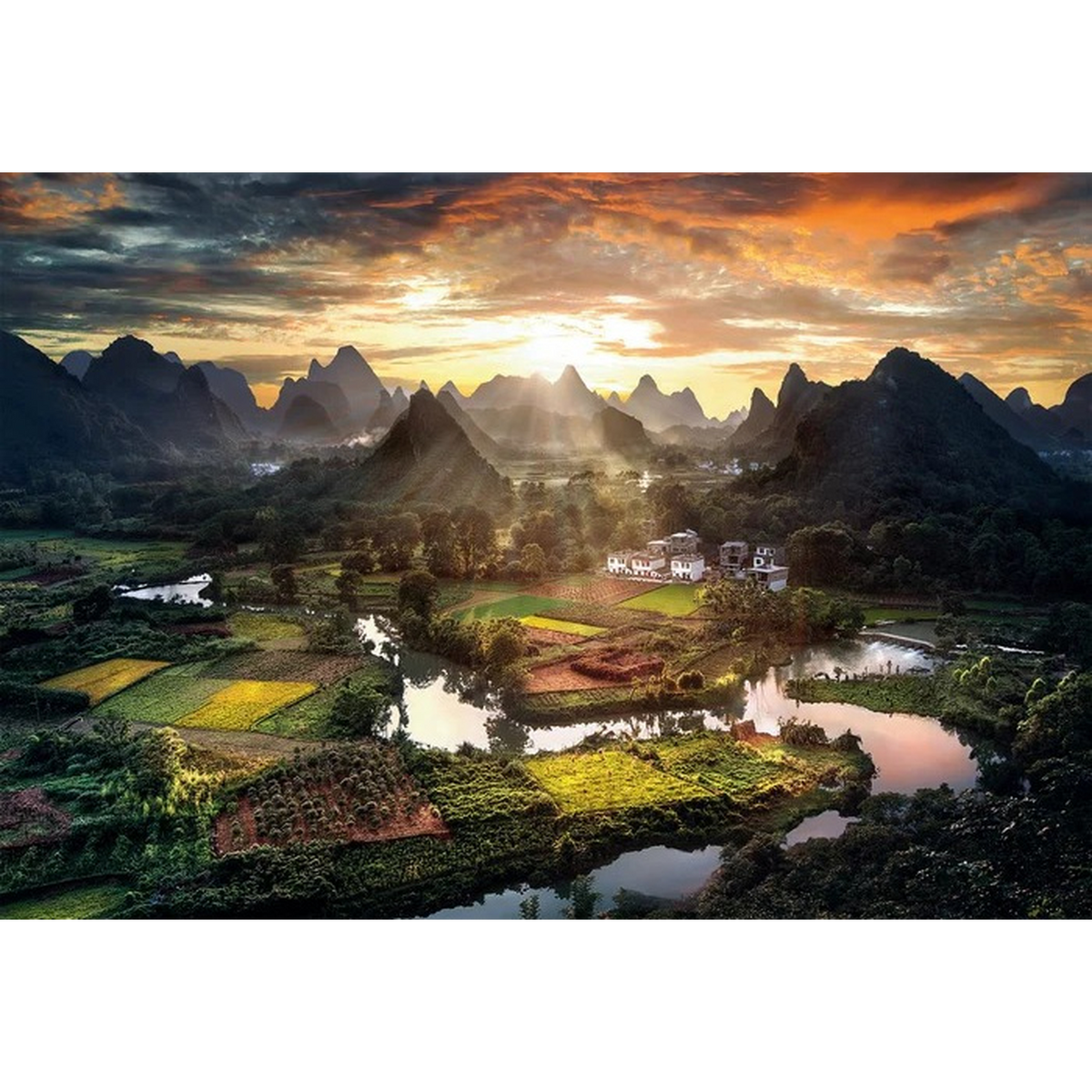 Clementoni View of China Jigsaw Puzzle – 2000 Pieces