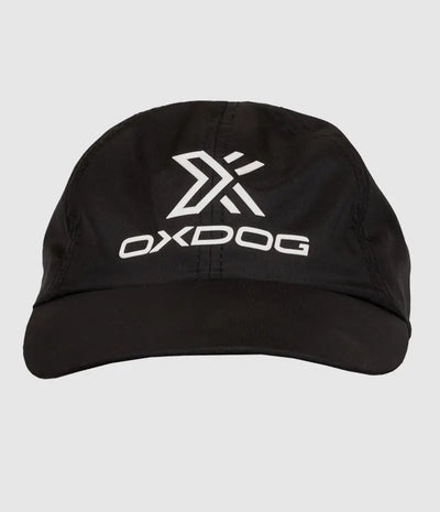 قبعة TECH CAP سوداء – تصميم عصري ومريح