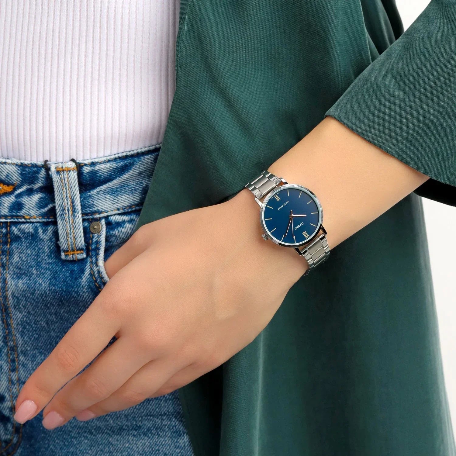 Casio LTP-VT01D-2B Original New Analog Womens Watch Stainless Steel